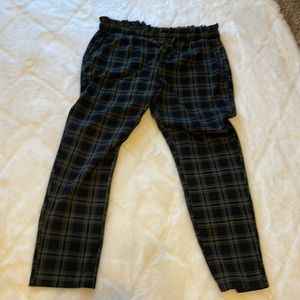Torrid Green Plaid Tie Front Ponte Cigarette Pants!